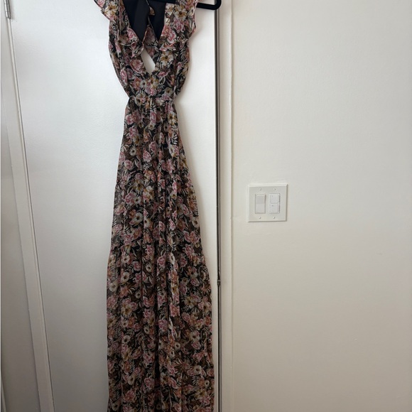 Astr Floral Maxi Dress - Picture 2 of 6